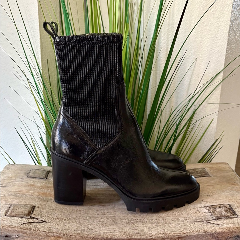 Dolce Vita Marni H2O Boots - Picture 4 of 12